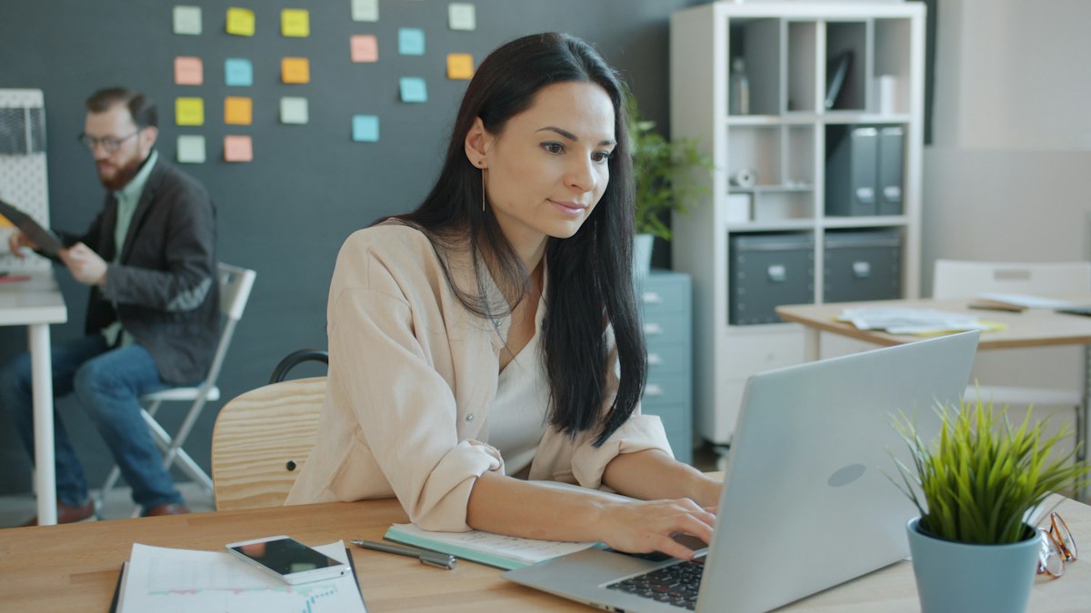 Cara Membuat CV yang Menarik dan Profesional agar Dilirik HRD